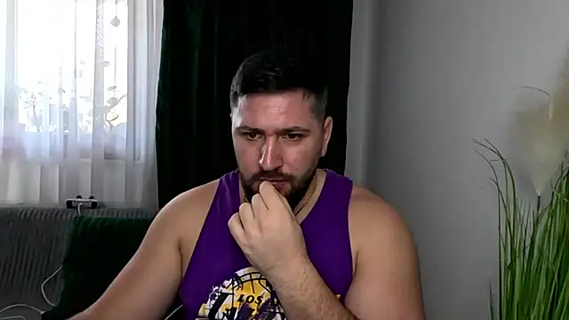 Gold Alpha Boy online show from April 2026 12:56:01 PM