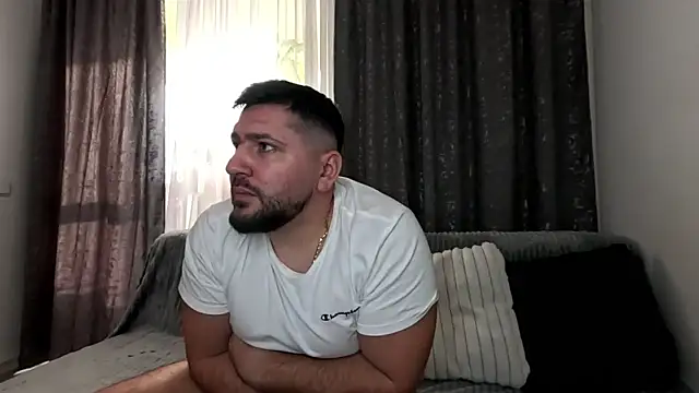 Snapshot of Gold_Alpha_Boy chatting on November 2025 11:10:02 AM Gold Alpha Boy online show from November 2025 11:10:02 AM