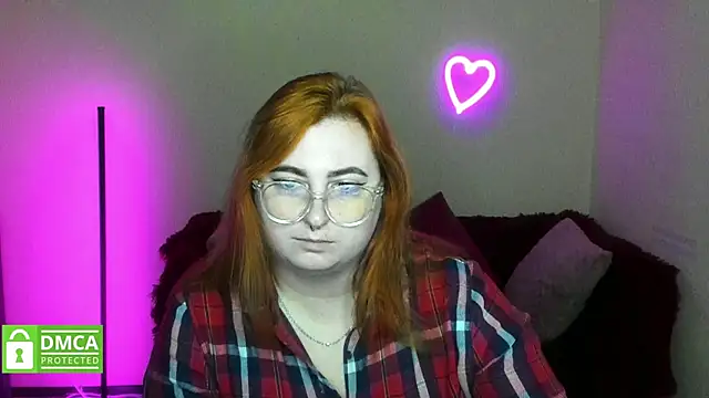 Snapshot of Alicia_love00 chatting on October 2025 11:31:02 AM Alicia love00 online show from October 2025 11:31:02 AM