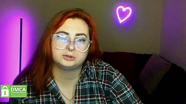 Snapshot of Alicia_love00 chatting on November 2025 06:24:02 AM Alicia love00 online show from November 2025 06:24:02 AM