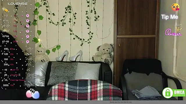 Snapshot of Alicia_love00 chatting on June 2026 11:27:01 AM Alicia love00 online show from June 2026 11:27:01 AM