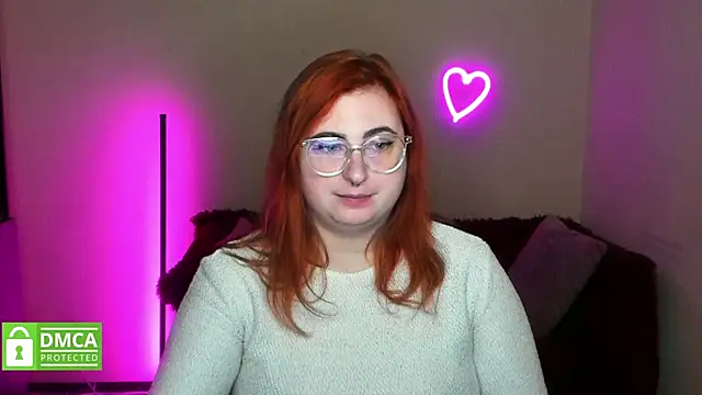 Snapshot of Alicia_love00 chatting on November 2025 06:28:01 AM Alicia love00 online show from November 2025 06:28:01 AM