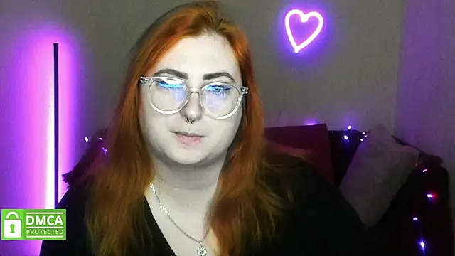 Snapshot of Alicia_love00 chatting on December 2025 06:30:02 AM Alicia love00 online show from December 2025 06:30:02 AM