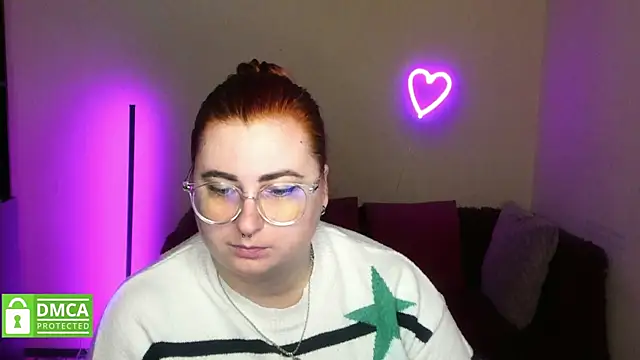 Snapshot of Alicia_love00 chatting on November 2025 12:27:01 PM Alicia love00 online show from November 2025 12:27:01 PM