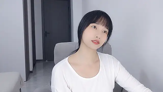 Lisa-3333 online show from November 2025 01:26:01 PM