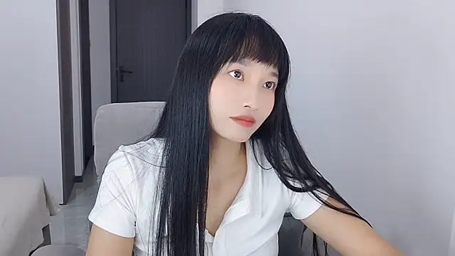 Lisa-3333 online show from October 2025 05:03:02 PM