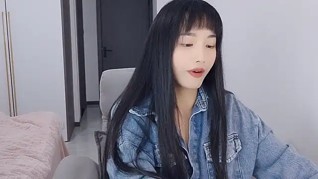 Snapshot of Lisa-3333 chatting on January 2026 01:50:02 PM Lisa-3333 online show from January 2026 01:50:02 PM