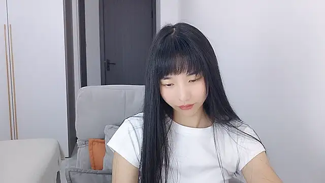 Lisa-3333 online show from September 2025 02:13:02 PM