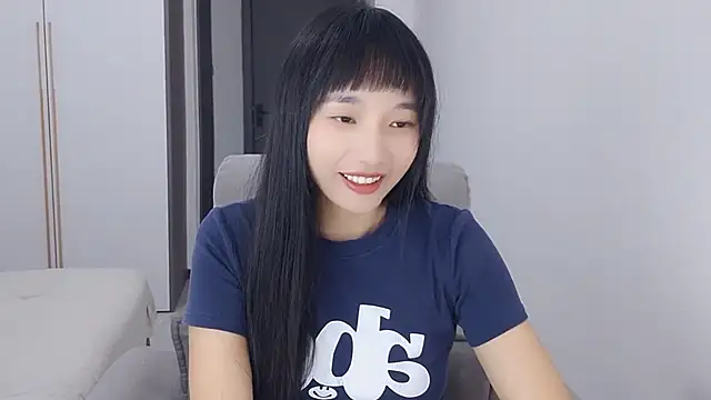 Lisa-3333 online show from September 2025 02:23:01 PM