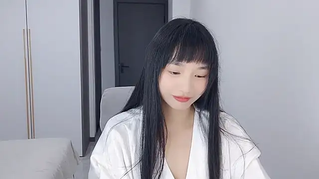 Lisa-3333 online show from October 2025 02:18:01 PM