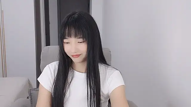 Lisa-3333 online show from September 2025 02:28:01 PM
