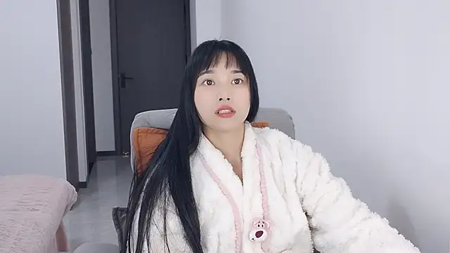 Snapshot of Lisa-3333 chatting on January 2026 01:40:01 PM Lisa-3333 online show from January 2026 01:40:01 PM