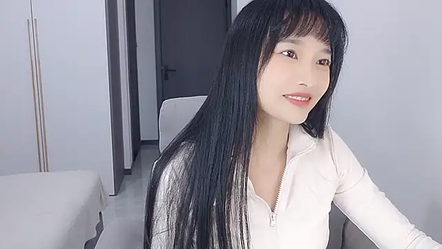 Lisa-3333 online show from November 2025 01:25:01 PM