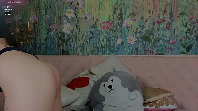 Snapshot of IvoryWood_ chatting on March 2026 05:05:01 PM IvoryWood online show from March 2026 05:05:01 PM