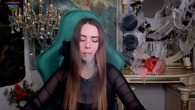 IvoryWood  online show from November 2025 04:23:02 PM