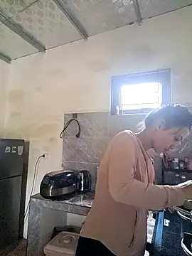 Jun-Mzzz online show from September 2025 02:18:01 AM