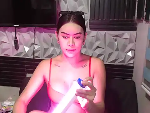 Snapshot of hechanovaa chatting on September 2025 09:35:01 PM hechanovaa online show from September 2025 09:35:01 PM