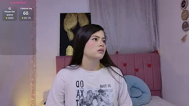 sukilove18 online show from March 2026 10:26:01 PM