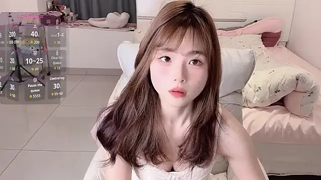 gougou77 online show from March 2026 01:01:01 PM