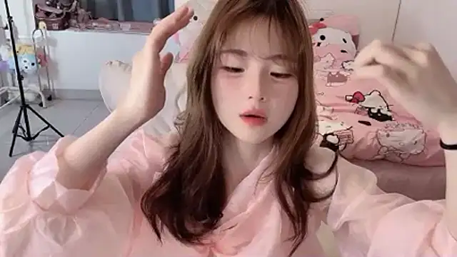 gougou77 online show from April 2026 01:58:02 PM