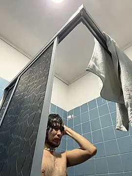 Luxx 14 online show from September 2025 03:51:01 PM