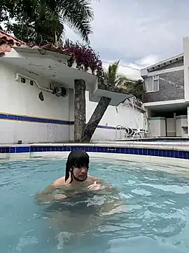 Luxx 14 online show from February 2026 08:19:02 PM