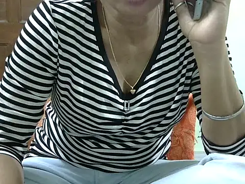 CHAMELI4747 online show from December 2025 08:27:02 AM