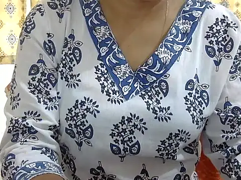 CHAMELI4747 online show from July 2026 06:14:01 AM