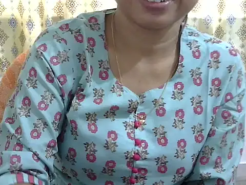 CHAMELI4747 online show from March 2026 08:41:02 AM