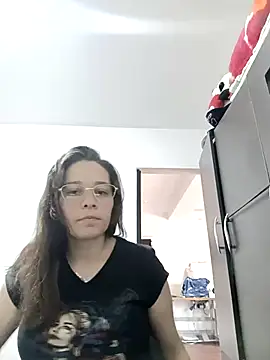 Isabella5 Brown  online show from December 2025 05:46:01 PM