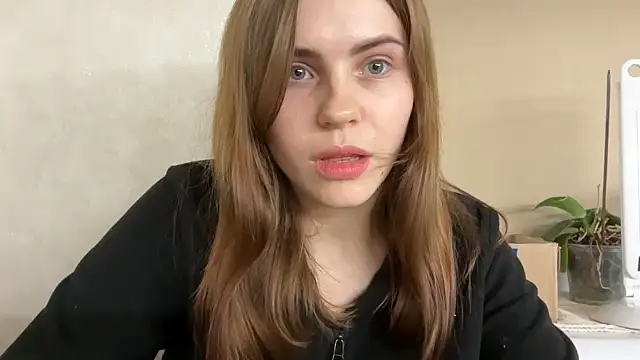 Delilah Leila online show from December 2025 10:09:02 PM