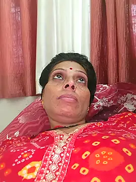 ISHANI-SINGH online show from October 2025 11:42:02 AM