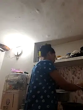 ISHANI-SINGH online show from October 2025 02:38:02 PM