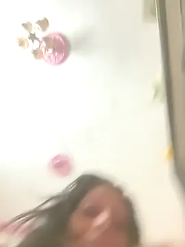 ISHANI-SINGH online show from November 2025 04:32:02 PM