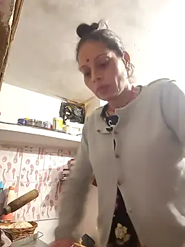 ISHANI-SINGH online show from January 2026 02:51:01 AM