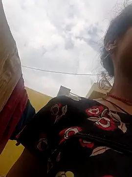 ISHANI-SINGH online show from April 2026 02:57:01 AM