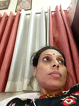 ISHANI-SINGH online show from April 2026 02:45:02 PM