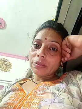 ISHANI-SINGH online show from February 2026 02:06:02 PM