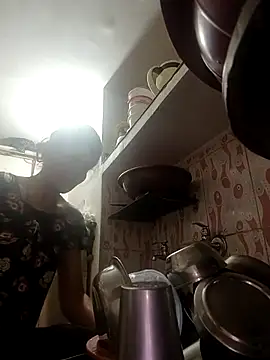 ISHANI-SINGH online show from February 2026 12:48:01 PM