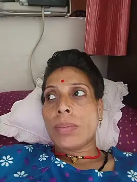 Snapshot of ISHANI-SINGH chatting on July 2026 10:32:02 AM ISHANI-SINGH online show from July 2026 10:32:02 AM