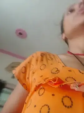 Snapshot of ISHANI-SINGH chatting on June 2026 03:37:01 AM ISHANI-SINGH online show from June 2026 03:37:01 AM