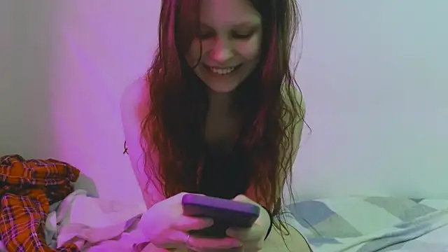 Lunliss online show from March 2026 10:00:02 PM