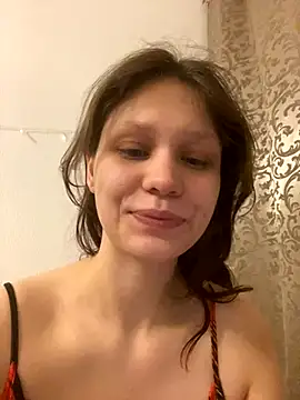 Lunliss online show from November 2025 05:36:02 PM