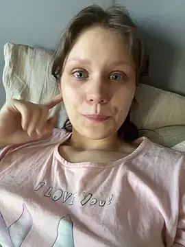 Snapshot of Lunliss chatting on September 2025 09:38:02 AM Lunliss online show from September 2025 09:38:02 AM