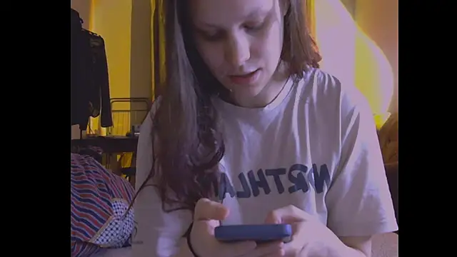 Snapshot of Lunliss chatting on July 2026 11:55:01 PM Lunliss online show from July 2026 11:55:01 PM
