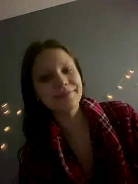 Snapshot of Lunliss chatting on September 2025 07:09:02 PM Lunliss online show from September 2025 07:09:02 PM