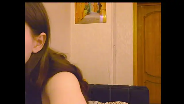 Lunliss online show from May 2026 07:17:01 PM