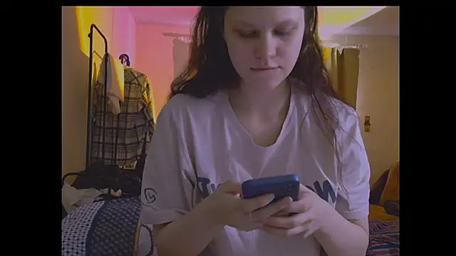 Snapshot of Lunliss chatting on June 2026 02:29:02 PM Lunliss online show from June 2026 02:29:02 PM