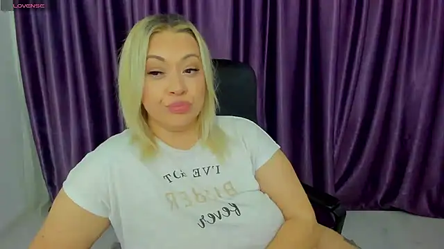 emmamaturre online show from December 2024 05:07:02 AM