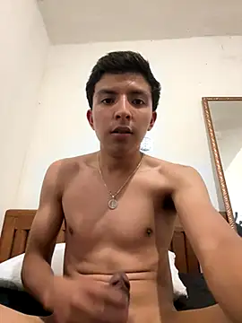 TierniitoGrandee online show from September 2025 04:08:02 AM
